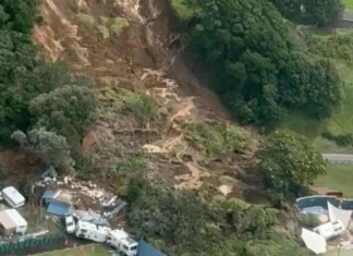 Una frana ha investito un campeggio in Nuova Zelanda: almeno due morti e molti dispersi