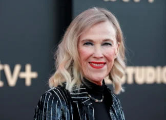 Addio a Catherine O’Hara: la madre in ‘Mamma, ho perso l’aereo’ Catherine O' Hara