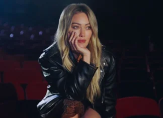 Hilary Duff è pronta a partire per un tour mondiale: l’annuncio durante il concerto a Los Angeles