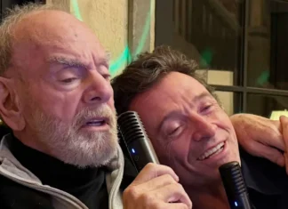Hugh Jackman senza parole per un regalo di Neil Diamond