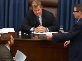 Stati Uniti, il Senato si oppone alle azioni militari di Trump: sarà richiesta l’autorizzazione del Congresso. I dettagli Senato Trump - Photo Credits RaiNews
