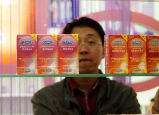 La Cina ha aumentato le tasse sugli anticoncezionali per contrastare la crisi demografica del Paese
