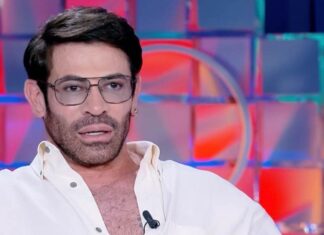 Chi sono i genitori di Gianni Sperti: “Da bambino non avevo un gran rapporto con mio padre” genitori Gianni Sperti