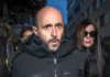 I legali delle famiglie delle vittime dell’incendio di Crans-Montana chiedono che i Moretti vengano incriminati per omicidio premeditato