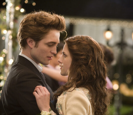 Kristen Stewart vorrebbe dirigere un remake di ‘Twilight’
