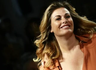 Chi è Isal, il figlio di Vanessa Incontrada: “Cerco di essere presente senza invadere i suoi spazi” Chi è il figlio di Vanessa Incontrada