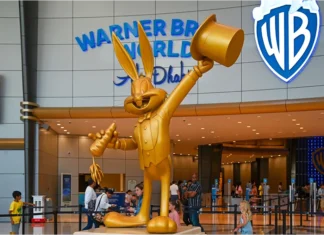 Netflix parla del destino dei film Warner Bros rispetto alla sala Warner Bros