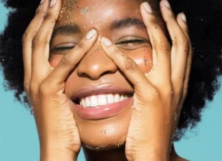 Si possono davvero attenuare le smile lines? Spoiler: sì, ma la vera mossa è prevenirle