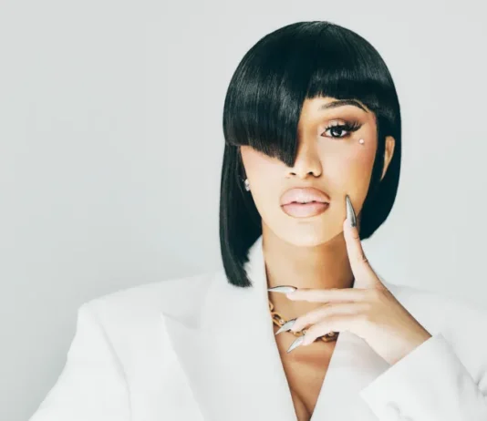 Cardi B lancia Grow-Good Beauty: il nuovo brand capelli che promette lunghezze XXL