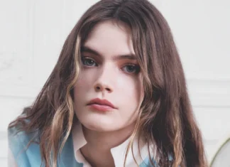 La nuova it girl Dior è Florence Hunt di Bridgerton (e la scelta ha assolutamente senso)