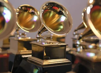 Grammy Awards 2026, tutti i vincitori: è di Bad Bunny il premio “Album of the Year”, “Mayhem” di Lady Gaga è l’album pop dell’anno, Billie Eilish trionfa per la miglior canzone