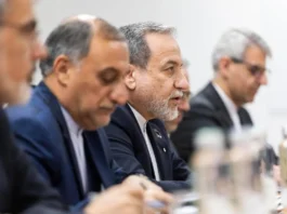 L’Iran non è ancora pronto ad accettare alcune linee rosse di Trump e minaccia di affondare le navi da guerra statunitensi