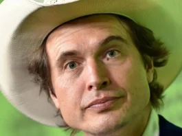 Alcune email mostrano il legame tra Jeffrey Epstein e Kimbal Musk, fratello minore di Elon