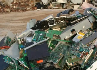 Malesia, la mecca dei rifiuti elettronici: stop immediato all’importazione di e-waste Malesia Rifiuti Elettronici - Photo Credits ERSAF