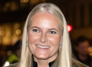 Il rapporto tra la principessa Mette-Marit e Jeffrey Epstein scuote la famiglia reale norvegese (e l’opinione pubblica)