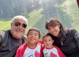 Chi sono i figli di Pino Insegno e cosa fanno nella vita: “Ci rimango male quando mi scambiano per il nonno di mio figlio”