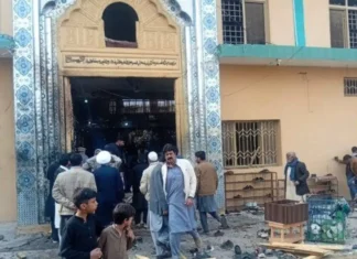 Almeno 31 persone sono state uccise e oltre 169 ferite in un’esplosione in una moschea sciita a Islamabad, in Pakistan