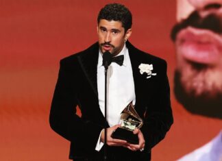Bad Bunny, raddoppiano gli streaming del catalogo musicale dopo il successo ai Grammy Awards Bad Bunny, raddoppiano gli streaming del catalogo musicale dopo il successo ai Grammy Awards