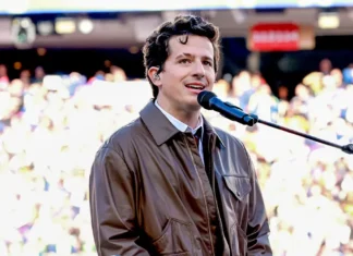 Charlie Puth ha cantato l’inno nazionale al Super Bowl
