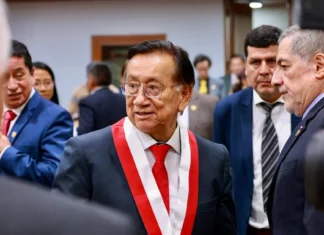 Il Perù nomina a sorpresa José Maria Balcazar come nuovo presidente