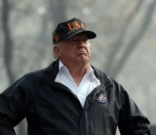 Trump cancella le norme di Obama sul clima, smantellando così il pilastro delle politiche climatiche