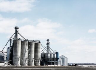 Industria 4.0 e sicurezza: perché automazione e prevenzione devono andare di pari passo