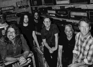 Il nuovo album dei Foo Fighters si intitola “Your Favorite Toy” e uscirà ad aprile Foo Fighters, nuova musica in arrivo
