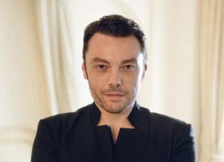Buon compleanno Tiziano Ferro: l’esordio con Xdono e i primi successi foto-tiziano-ferro4_abianchera-scaled-e1761302729440 foto presa da radiotaormina.it