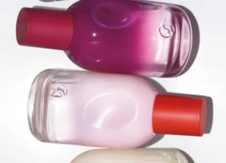 Glossier va verso il reset yotale: tagli al team e nuova visione per tornare leader nel beauty