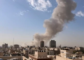 Israele e Stati Uniti hanno lanciato un attacco contro l’Iran