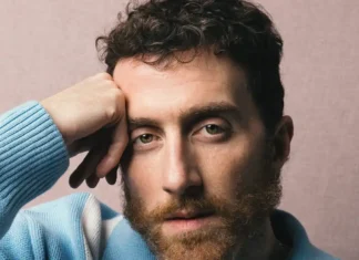 Chi è Mecna: curiosità, vita privata del rapper stasera al Festival di Sanremo con Mara Sattei Mecna a Sanremo con Mara Sattei