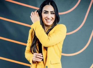 Chi è Manola Moslehi, la carriera, la vita privata, il coming out, Amici e l’amore per Clarissa