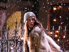 Per questa primavera c’è il mesh hat: l’inspo Carrie Bradshaw
