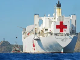 Perché Trump ha inviato una nave ospedale in Groenlandia?