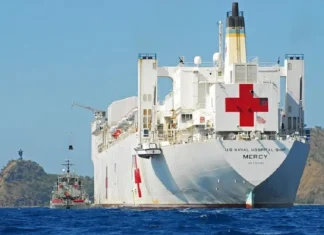 Perché Trump ha inviato una nave ospedale in Groenlandia?