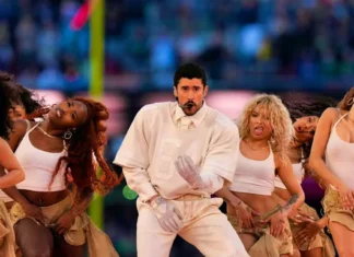 Al Super Bowl di Bad Bunny c’era Antonio Spinelli, chi è il ballerino italiano