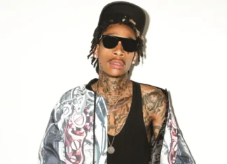 Wiz Khalifa rende omaggio alla memoria di suo padre