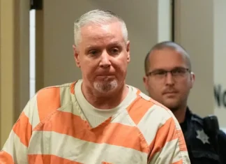 In Georgia, Colin Gray è stato giudicato colpevole per la sparatoria in una scuola compiuta da suo figlio
