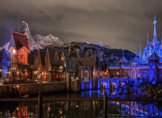 Disney si espande in Francia con il Mondo di Frozen. Macron: «Miglior destinazione turistica d’Europa» Disney Frozen - Photo Credits Sortiraparis