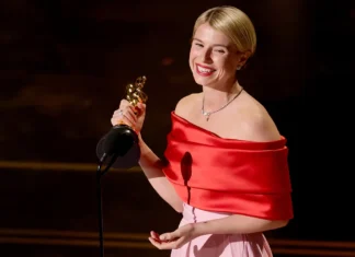 Oscar 2026: Il discorso di Jessie Buckely per ‘Hamnet’ e l’omaggio alle donne