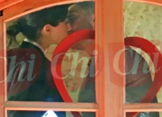 Niente crisi tra Rocío Muñoz Morales e Andrea Iannone, anzi procede tutto alla grande, la prima foto del bacio in pubblico