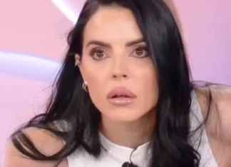 Il botta e risposta tra Caterina Balivo e il manager di Shaila Gatta, dopo l'”imboscata” in diretta: “Sapeva tutto”