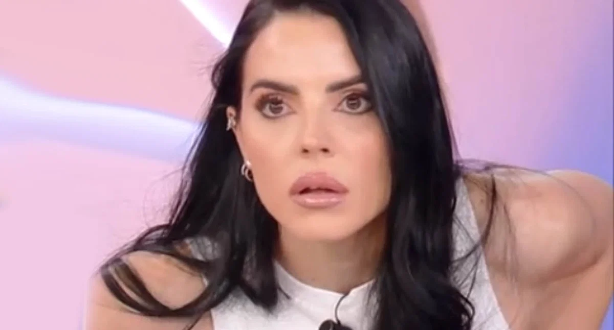 il botta e risposta tra caterina balivo e il manager di shaila gatta dopo l imboscata in diretta sapeva tutto da Metropolitanmagazine.it il botta e risposta tra caterina balivo e il manager di shaila gatta dopo l imboscata in diretta sapeva tutto