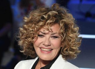 Ecco chi sono tutti gli ex di Eva Grimaldi: dal matrimonio lampo con Fabrizio Ambroso alla storia fake con Gabriel Garko Tutti gli ex di Eva Grimaldi