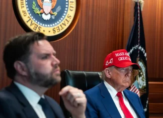 Trump afferma che la guerra con l’Iran è “cessata” per raggirare il Congresso
