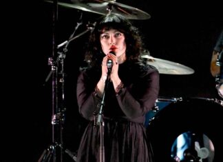 Violet Grohl, l’album di debutto “Be Sweet To Me” arriva nel mese di aprile Violet Grohl annuncia il suo primo album