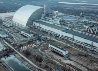 Sono passati quarant’anni dal disastro nucleare di Chernobyl, ma la centrale rappresenta ancora una minaccia