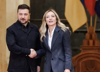 La Russia ha pubblicato gli indirizzi delle fabbriche in Europa che aiutano l’Ucraina, c’è anche l’Italia: “Sono possibili obiettivi militari”