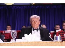 Un uomo spara alla cena di Trump con i giornalisti della Casa Bianca, arrestato