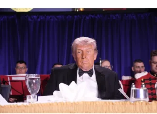 Un uomo spara alla cena di Trump con i giornalisti della Casa Bianca, arrestato